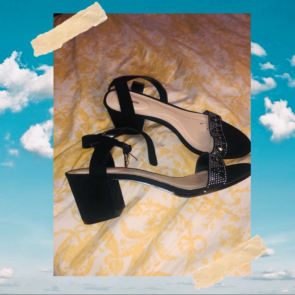 Black formal chunky sandals